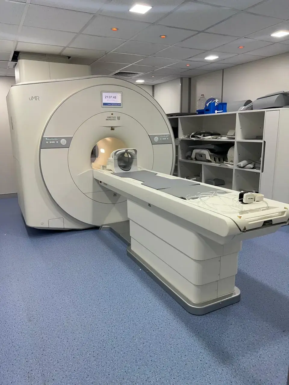 MRI Scan machine at Vivid Imaging and Diagnostics Centre Chandanagar Hyderabad